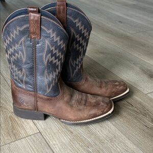 Ariat Two-Tone Western Boots in Brown and Blue